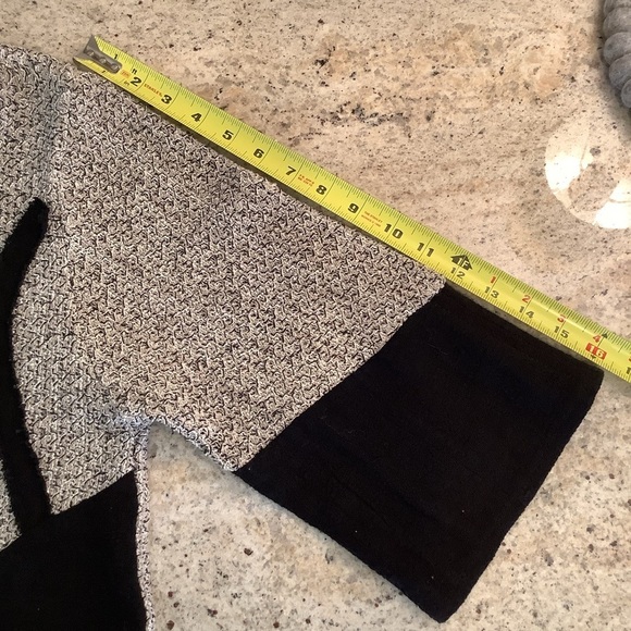 Zele Black and Tan Cardigan Sweater Size Small Button Flax & Cotton - Picture 10 of 11